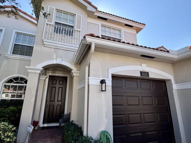 Дом в аренду по адресу 16129 Poppyseed Circle 1605 - фото 6828938