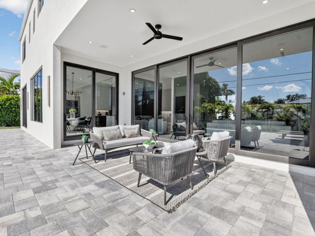 Продажа дома по адресу 1224 SW 13 Street - фото 6836765