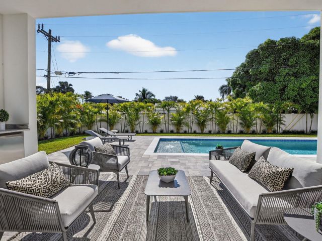 Продажа дома по адресу 1224 SW 13 Street - фото 6836767