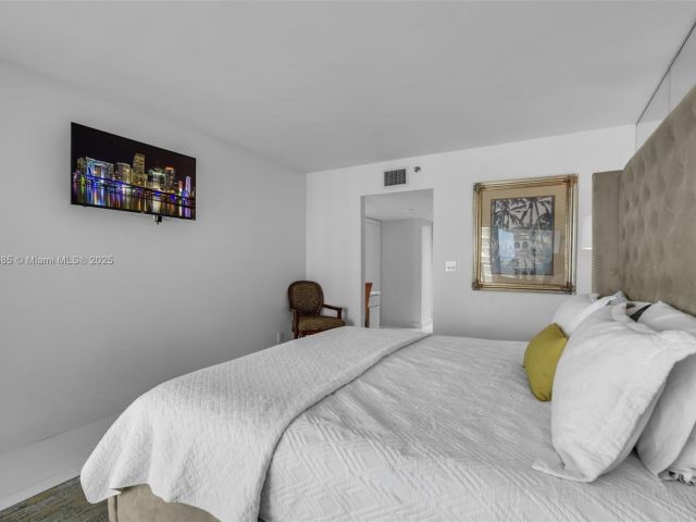 Квартира в аренду номер1836 - фото 6826123