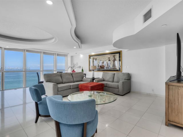 Квартира в аренду номер1836 - фото 6826136