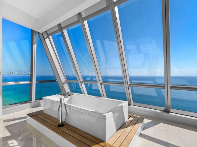 Продажа квартиры #4806 - фото 6826631