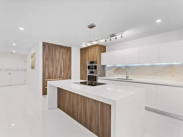 Продажа квартиры #2811 - фото 6825990