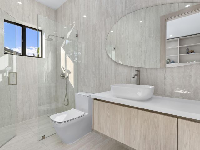 Продажа дома по адресу 957 SW 12th Street - фото 6841332