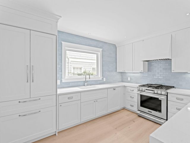 Продажа дома по адресу 313 Vallette Way Way - фото 6829746