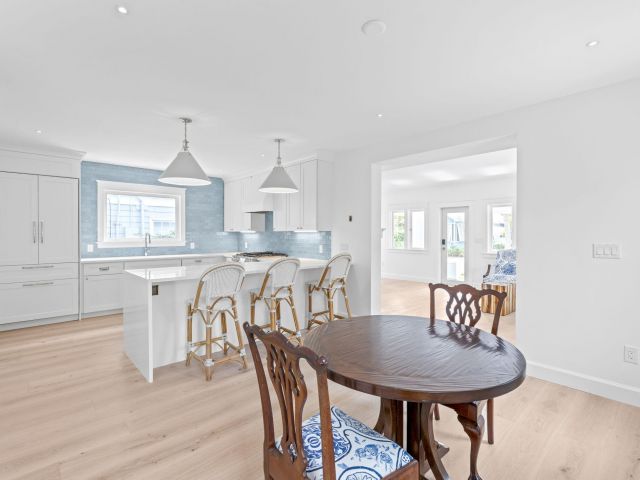 Продажа дома по адресу 313 Vallette Way Way - фото 6829748