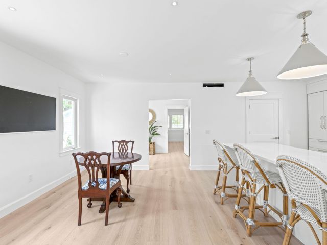 Продажа дома по адресу 313 Vallette Way Way - фото 6829749