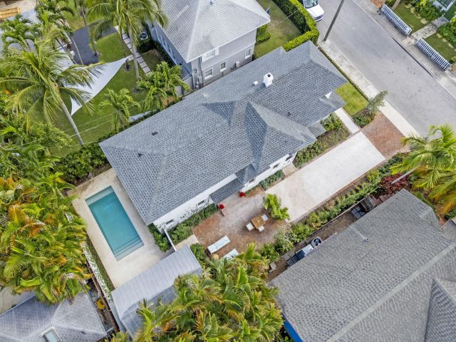 Продажа дома по адресу 313 Vallette Way Way - фото 6829757