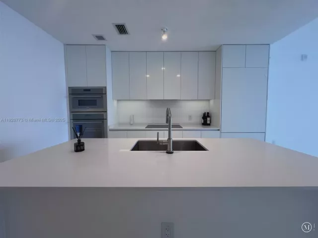 Квартира в аренду номер1503 - фото 6829373