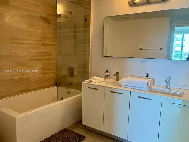 Квартира в аренду номер1607 - фото 7131410