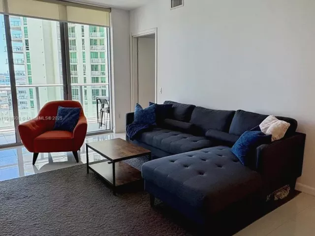 Квартира в аренду номер1607 - фото 7131416