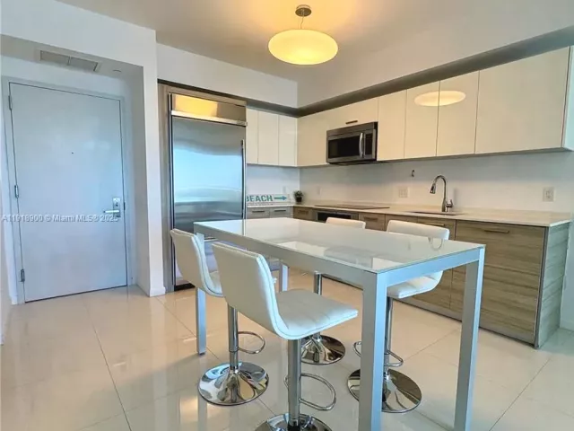 Квартира в аренду номер1607 - фото 7131417