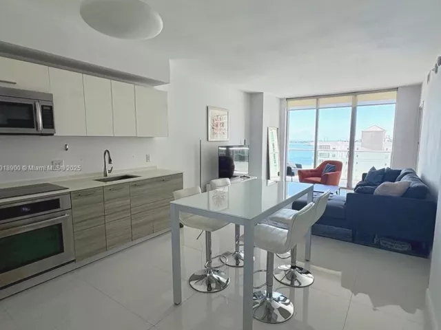 Квартира в аренду номер1607 - фото 7131418