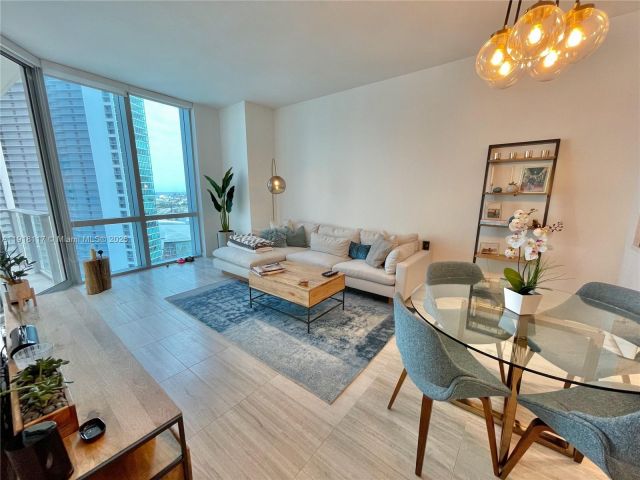 Продажа квартиры #2605 - фото 6829231