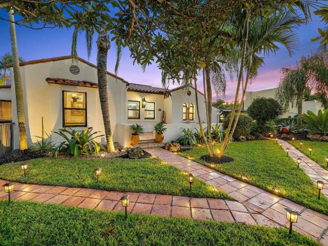 Дом в аренду по адресу 400 33rd Street - фото 6833112