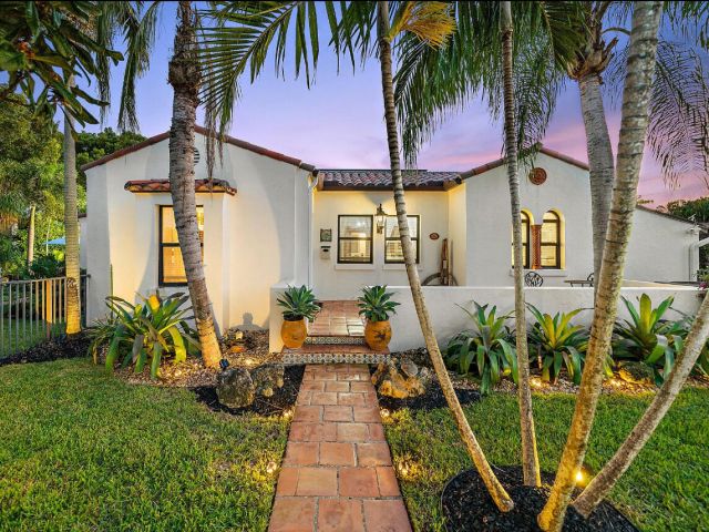 Дом в аренду по адресу 400 33rd Street - фото 6833114