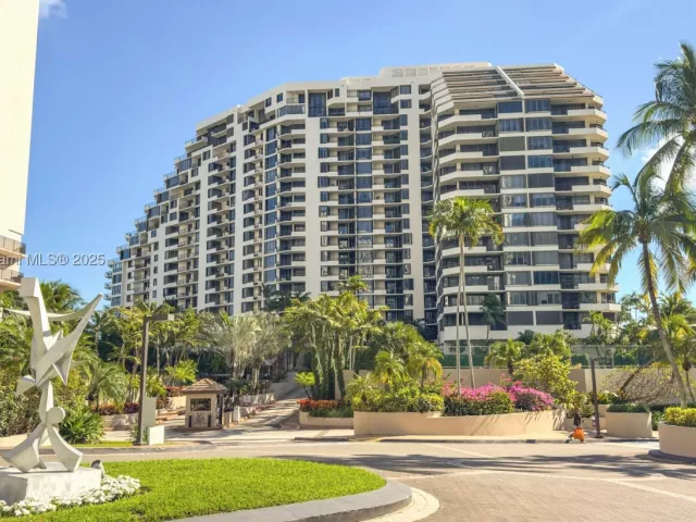 Продажа квартиры #A1207 - фото 9019139