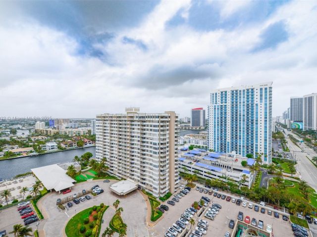 Квартира в аренду номер17H - фото 7430351