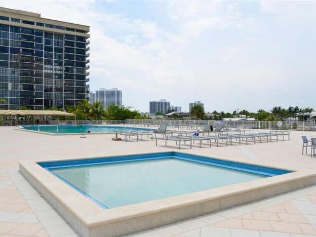 Квартира в аренду номер17H - фото 7430356