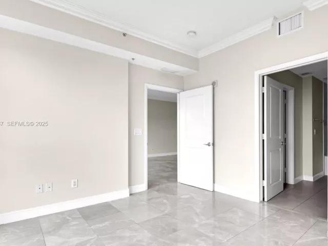 Продажа квартиры #1410 - фото 6896255