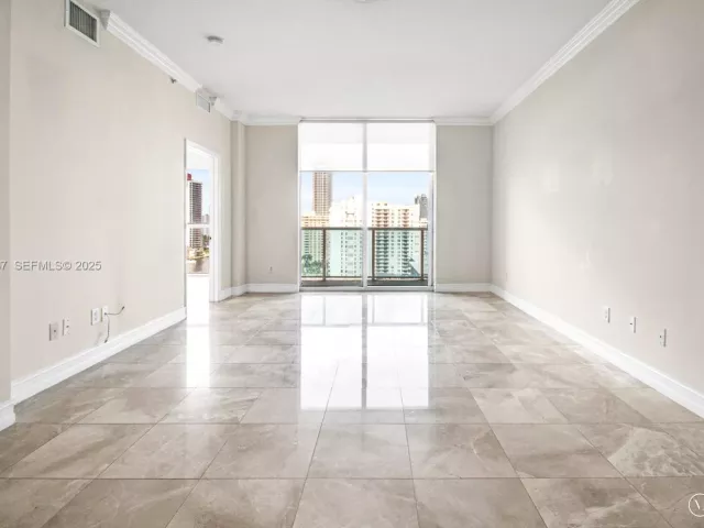 Продажа квартиры #1410 - фото 6896262