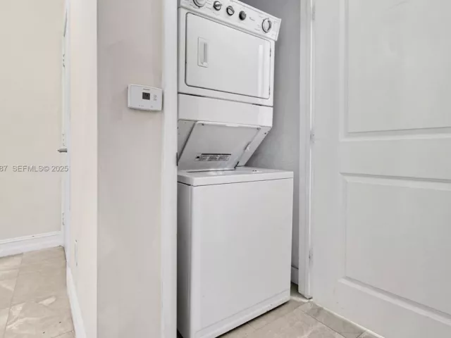 Продажа квартиры #1410 - фото 6896244