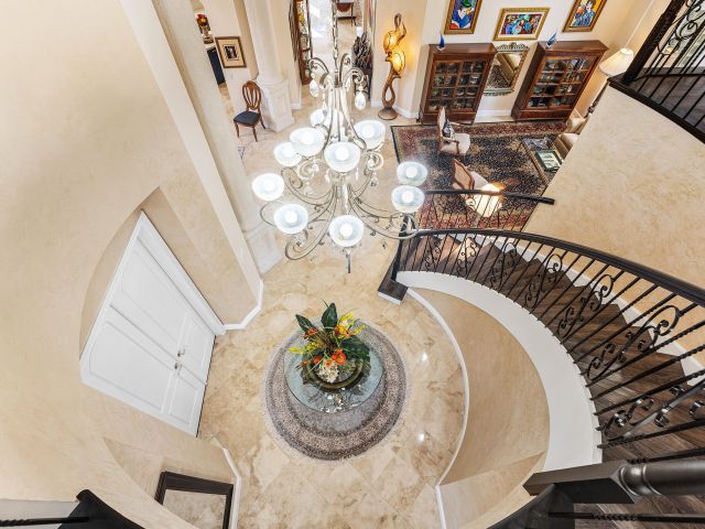 Продажа дома по адресу 8850 Valhalla Drive - фото 6827653