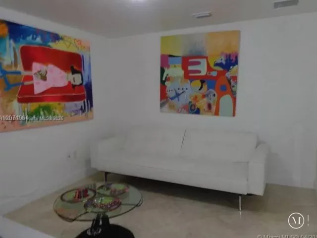 Квартира в аренду номер3107 - фото 6832133