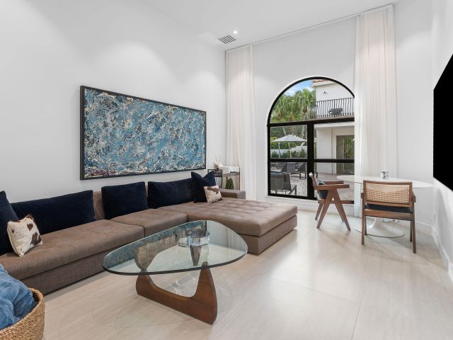 Продажа дома по адресу 6026 NW 31st Way - фото 6833276