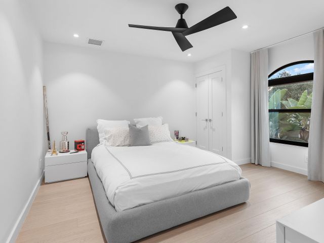 Продажа дома по адресу 6026 NW 31st Way - фото 6833282