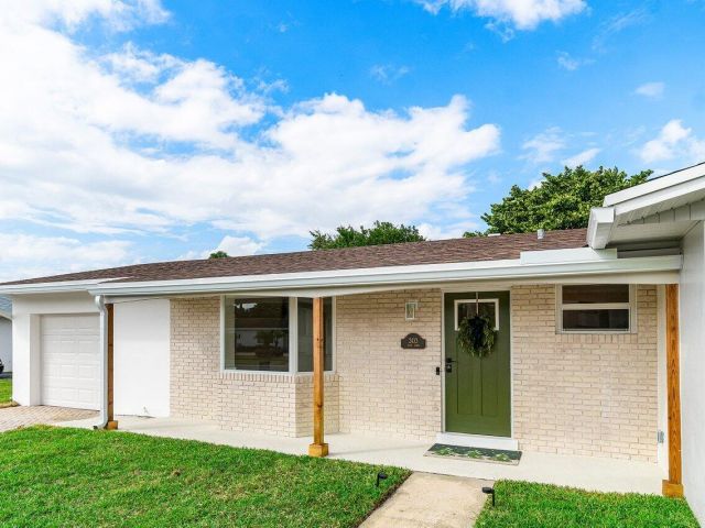 Продажа дома по адресу 2433 Palm Road - фото 6833151