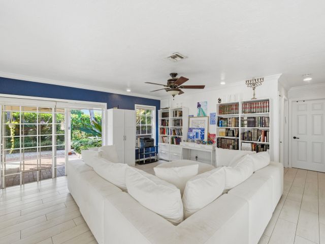 Продажа дома по адресу 21089 Brookshire Terrace - фото 6834517