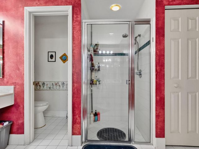 Продажа дома по адресу 1238 NW 144th Terrace - фото 6846637