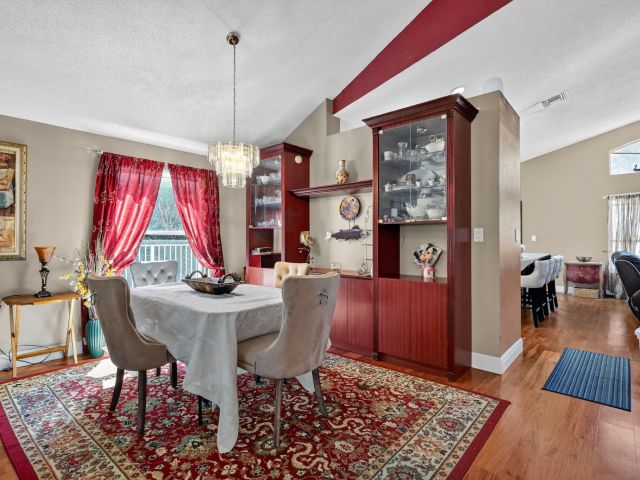 Продажа дома по адресу 1238 NW 144th Terrace - фото 6846651