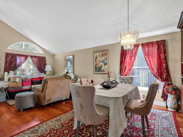 Продажа дома по адресу 1238 NW 144th Terrace - фото 6934045