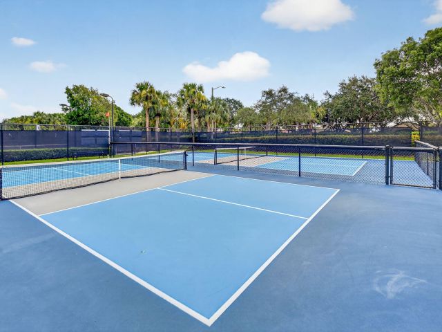 Продажа дома по адресу 13030 Isabella Terrace - фото 6829602