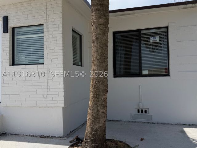 Продажа дома по адресу 107 W Pembroke Rd - фото 9262433