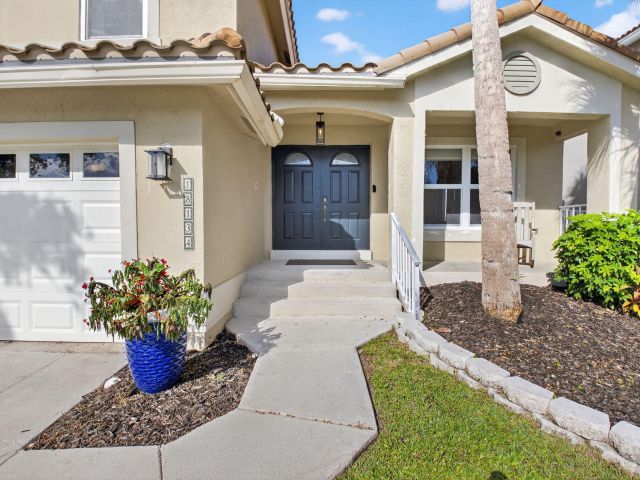 Продажа дома по адресу 18134 Blue Lake Way - фото 6835237