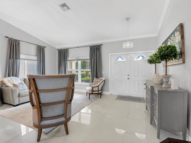 Продажа дома по адресу 18134 Blue Lake Way - фото 6835238