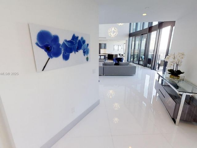 Продажа квартиры #4804 - фото 6833635