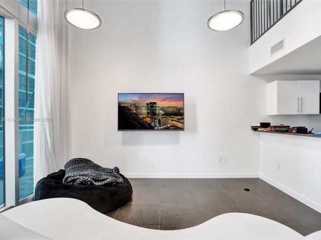 Продажа квартиры #L-1206 - фото 7437222