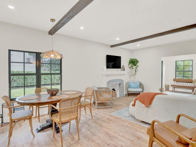 Дом в аренду по адресу 727 S Fernwood Drive S - фото 6834477