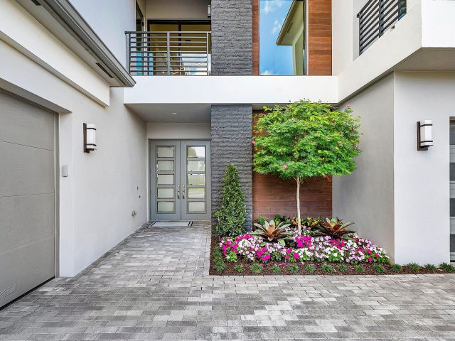 Продажа дома по адресу 20071 Pacific Dunes Drive - фото 6834551