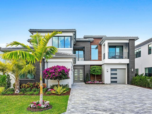 Продажа дома по адресу 20071 Pacific Dunes Drive - фото 6834553