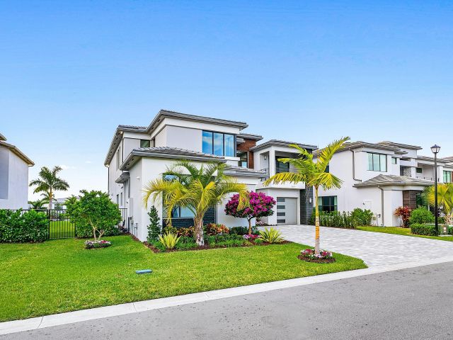 Продажа дома по адресу 20071 Pacific Dunes Drive - фото 6834554