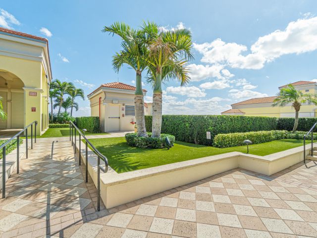 Продажа квартиры #503 - фото 6836547