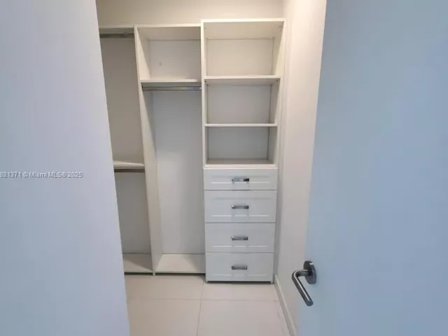 Продажа квартиры #2008 - фото 6842954