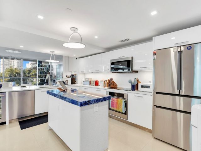 Продажа квартиры #2-301 - фото 6836722