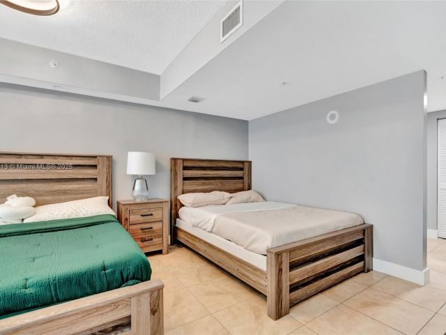 Продажа квартиры #1212 - фото 6836189