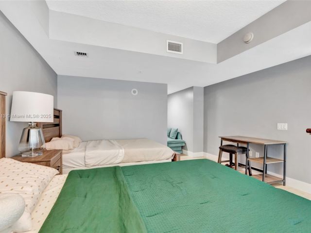 Продажа квартиры #1212 - фото 6836191